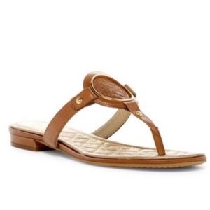 Vince Camuto Braida leather thong sandal, NWOT